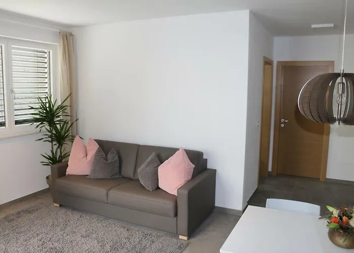 Larcher - Manzoni * メラーノ