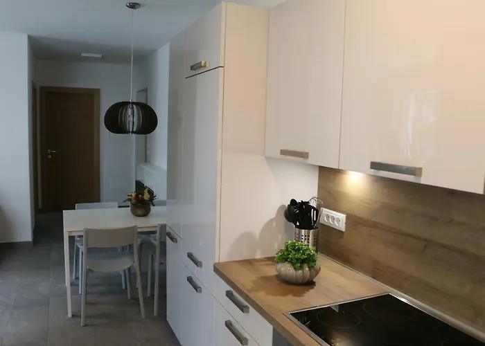 Larcher - Manzoni * メラーノ