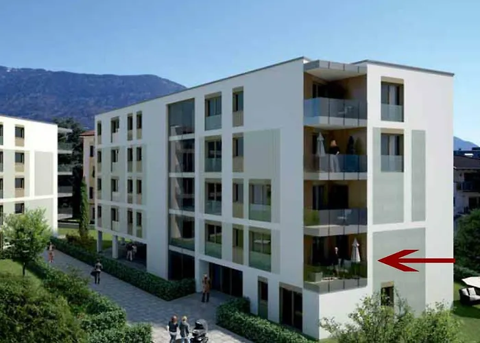 Larcher - Manzoni * メラーノ